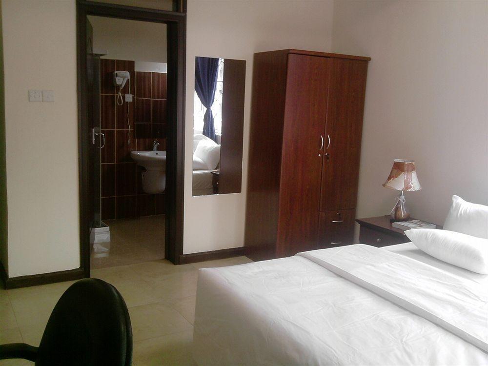 Tribeca Hotel Ghana Accra Exterior foto