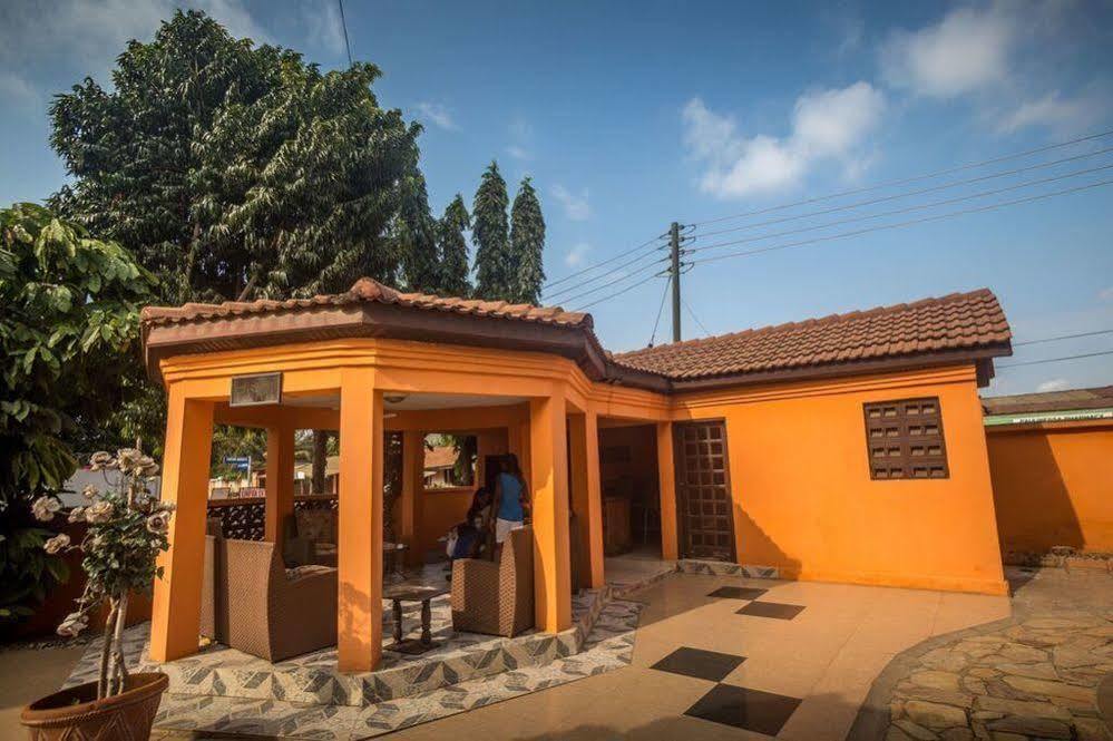 Tribeca Hotel Ghana Accra Exterior foto